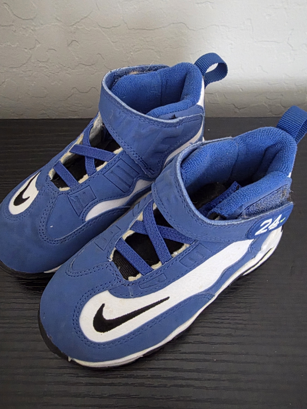 NIKE Kids Size 8c Air Griffey Max 1 GS "Varsity Royal / Volt"